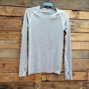 Lululemon Swiftly Tech Long Sleeve Top / Shirt